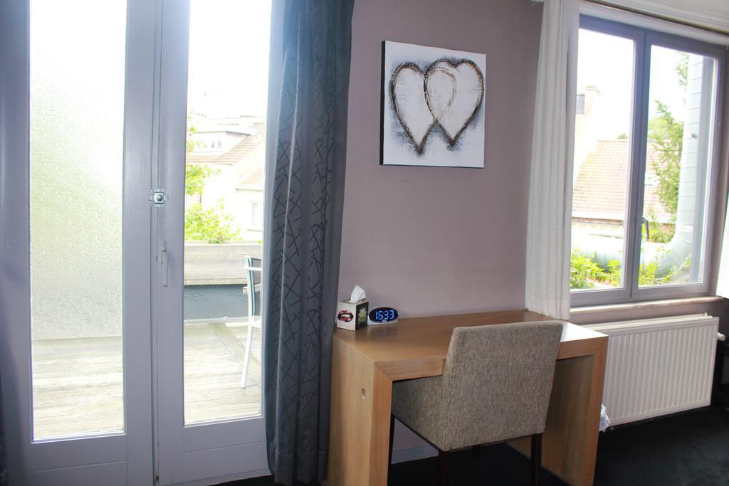Story' Inn Bruxelles Chambre photo
