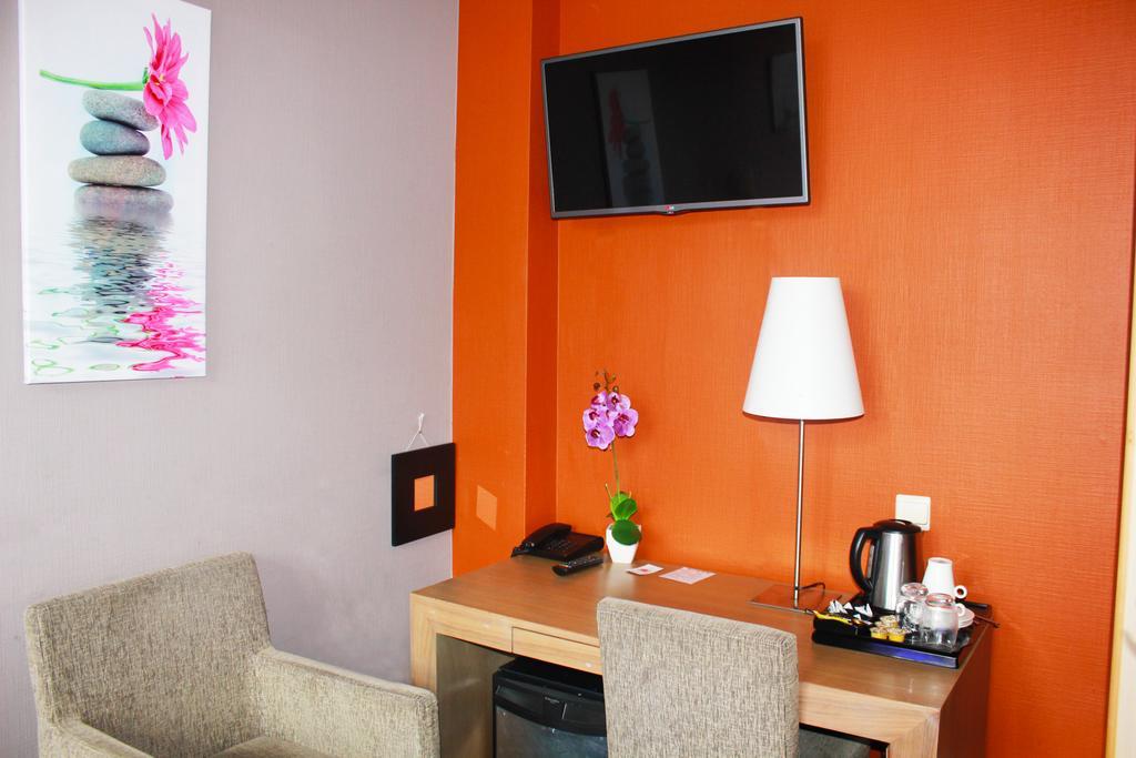 Story' Inn Bruxelles Chambre photo